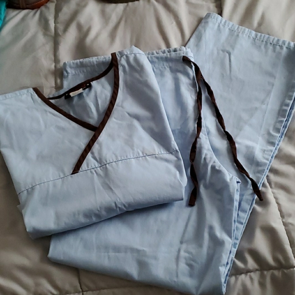 Melrose Baby blue scrub set with chocolate touches